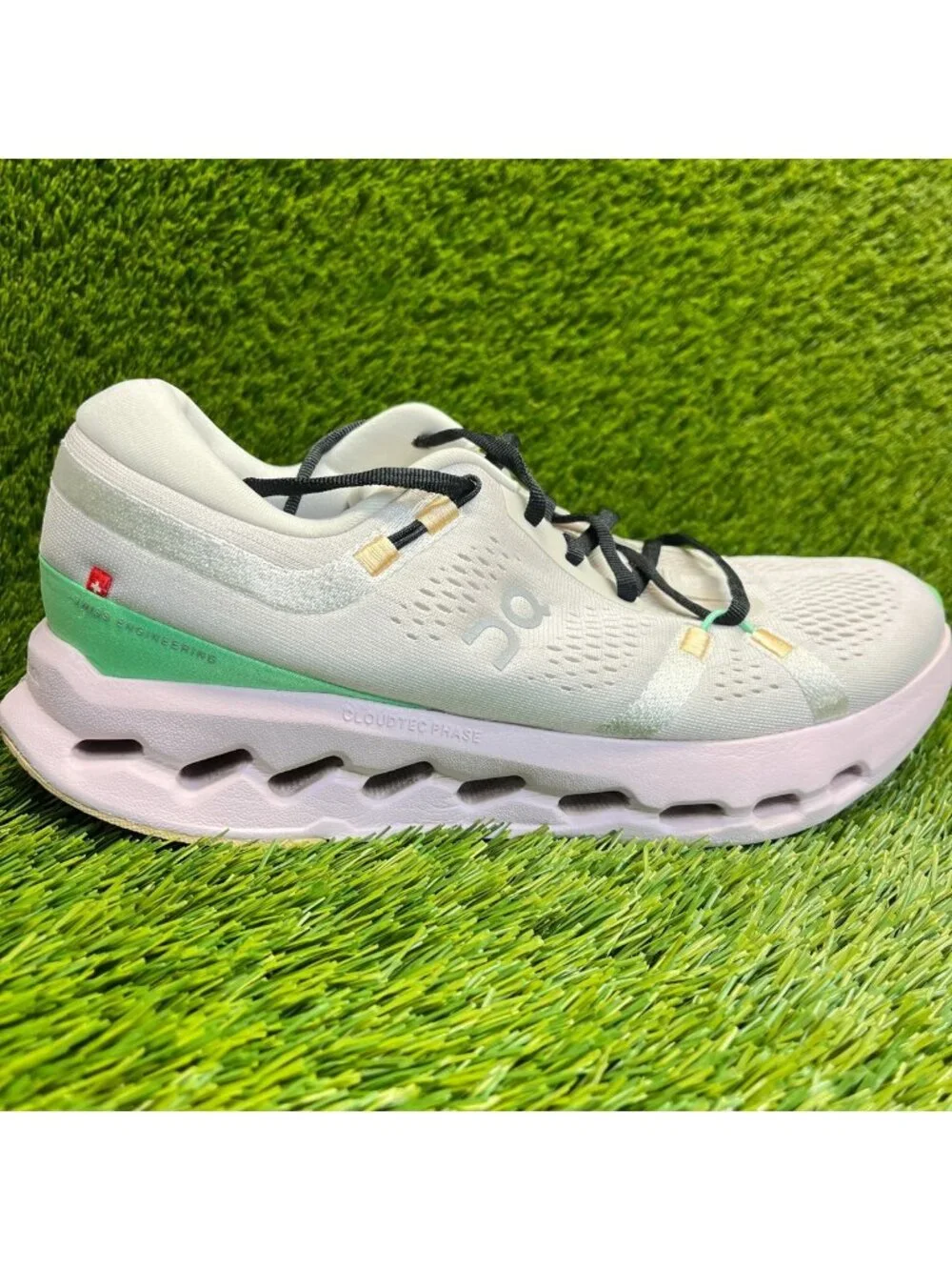 On Cloudsurfer 2 Womens Size 10 Off White Pearl Athletic Running Shoes Sneakers